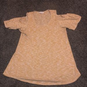 Women’s cold shoulder